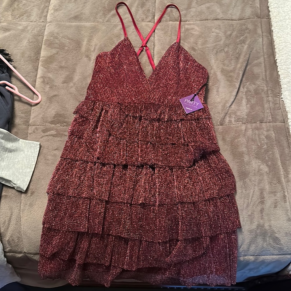 Forever 21 party dress time! Tags on!